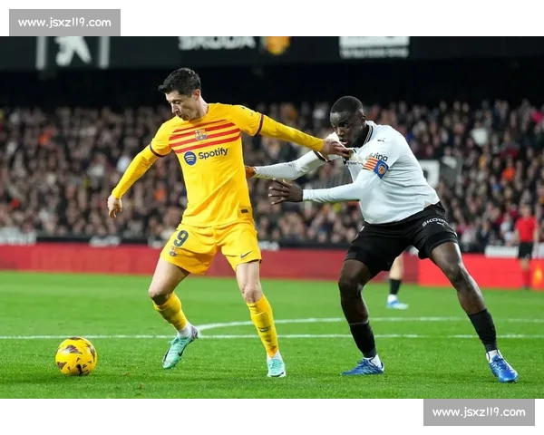 西甲赛事精彩直播全程呈现 足球迷不容错过的赛季盛宴 西甲赛事精彩直播全程呈现 足球迷不容错过的赛季盛宴